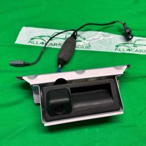 AUDI RÜCKFAHRKAMERA VIEW CAMERA 5N0827566AA 8T8827569A Fast Neu! Demont vom Test