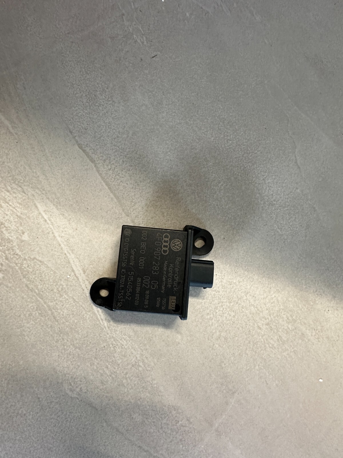 AUDI VW BENTLEY SENDER FÜR REIFENDRUCKKONTROLLSYSTEM 4F0907283 Fast Neu d v Test - Obrázek 7