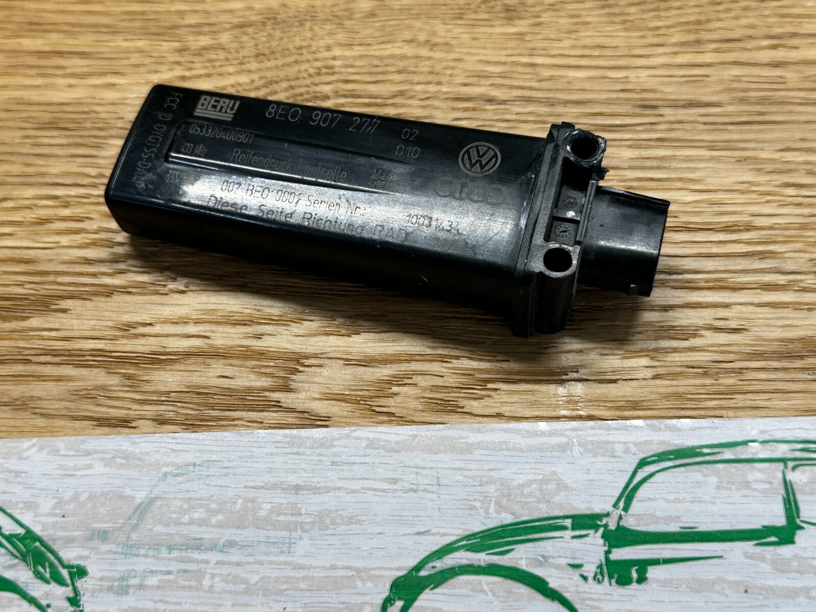 AUDI VW BENTLEY STEUERGERÄT REIFENDRUCKKONTROLLE REIFENDRUCK ANTENNE 8E0907277