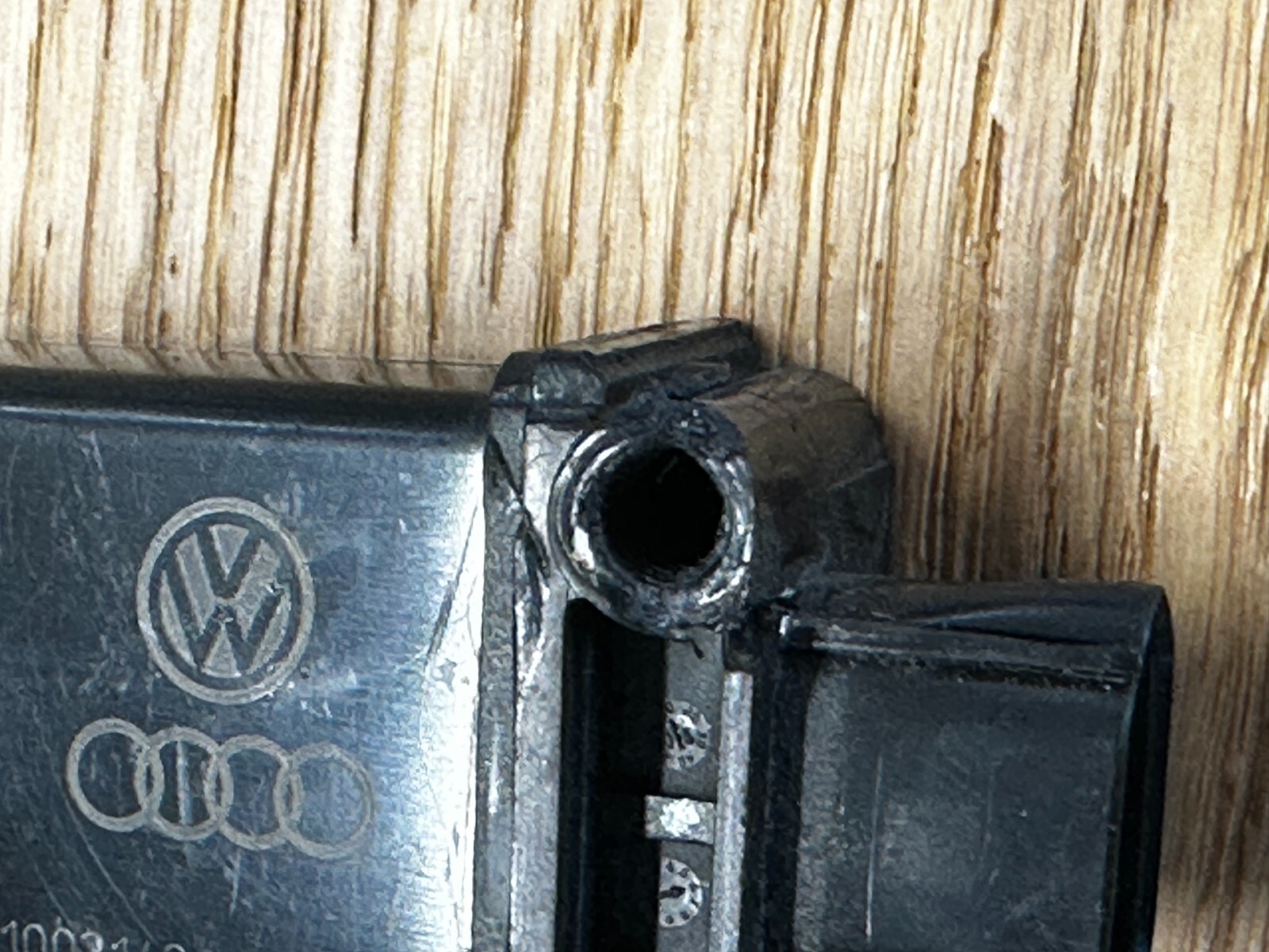 AUDI VW BENTLEY STEUERGERÄT REIFENDRUCKKONTROLLE REIFENDRUCK ANTENNE 8E0907277 - Obrázek 9