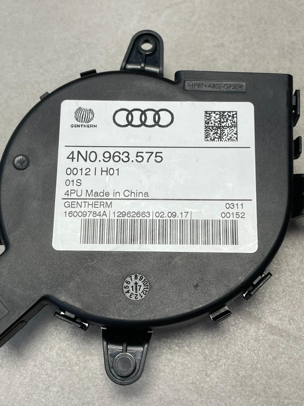AUDI VW ŠKODA KLIMA SITZEN BELÜFTUNGS MOTOR 4N0963575 = 4N0963575A = 4N0963575B - Obrázek 8