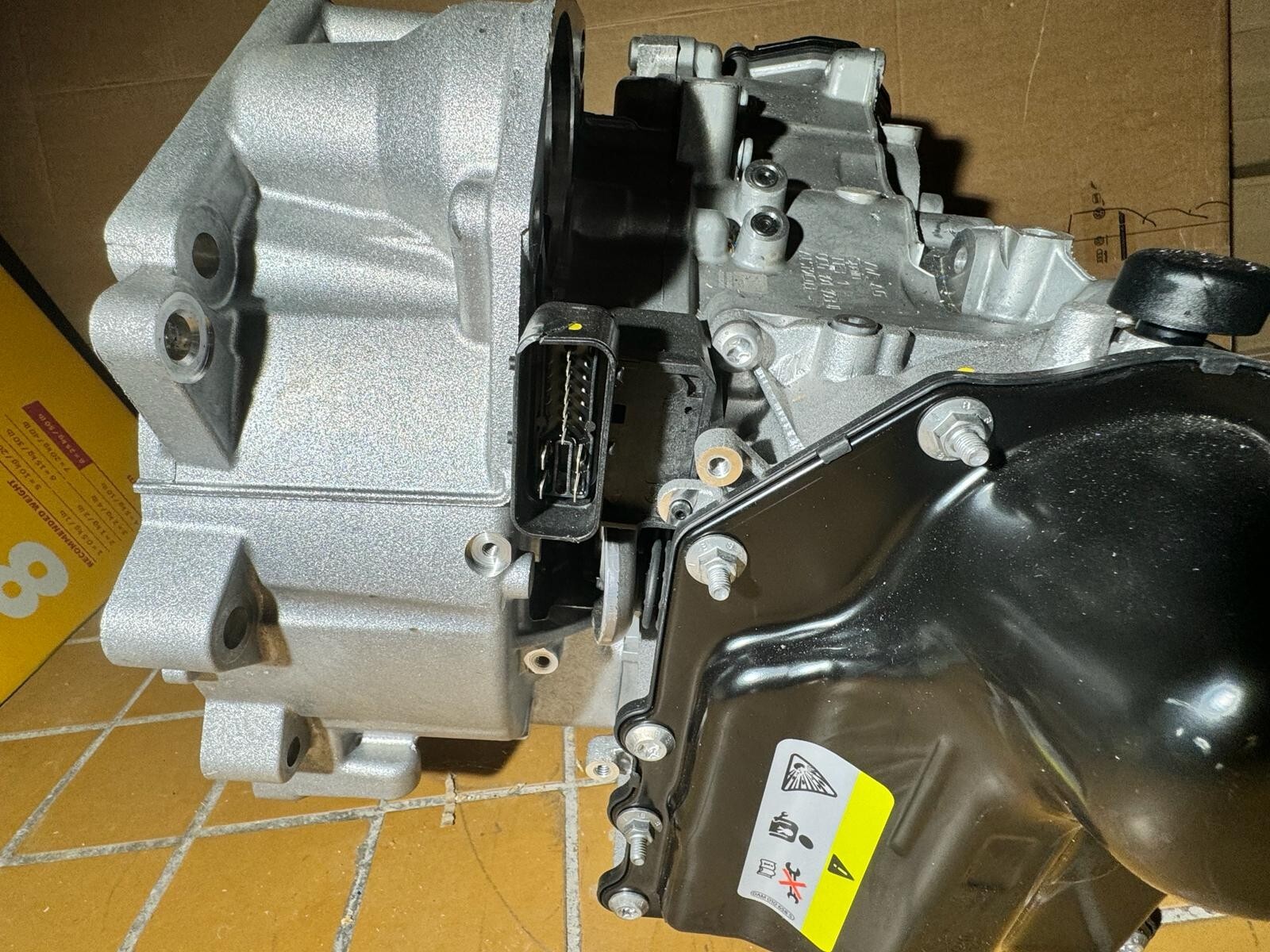 AUDI VW SKODA SEAT 7 GANG AUTOMATIKGETRIEBE GETRIEBE: URF ORIG.NEU GEAR BOX URF - Obrázek 12