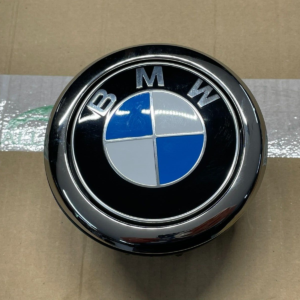 BMW 1 ER F20 HECKKLAPPE EMBLEMBETÄTIGUNG SCHLIESSSYSTEM 51247270728 TEST CAR BMW