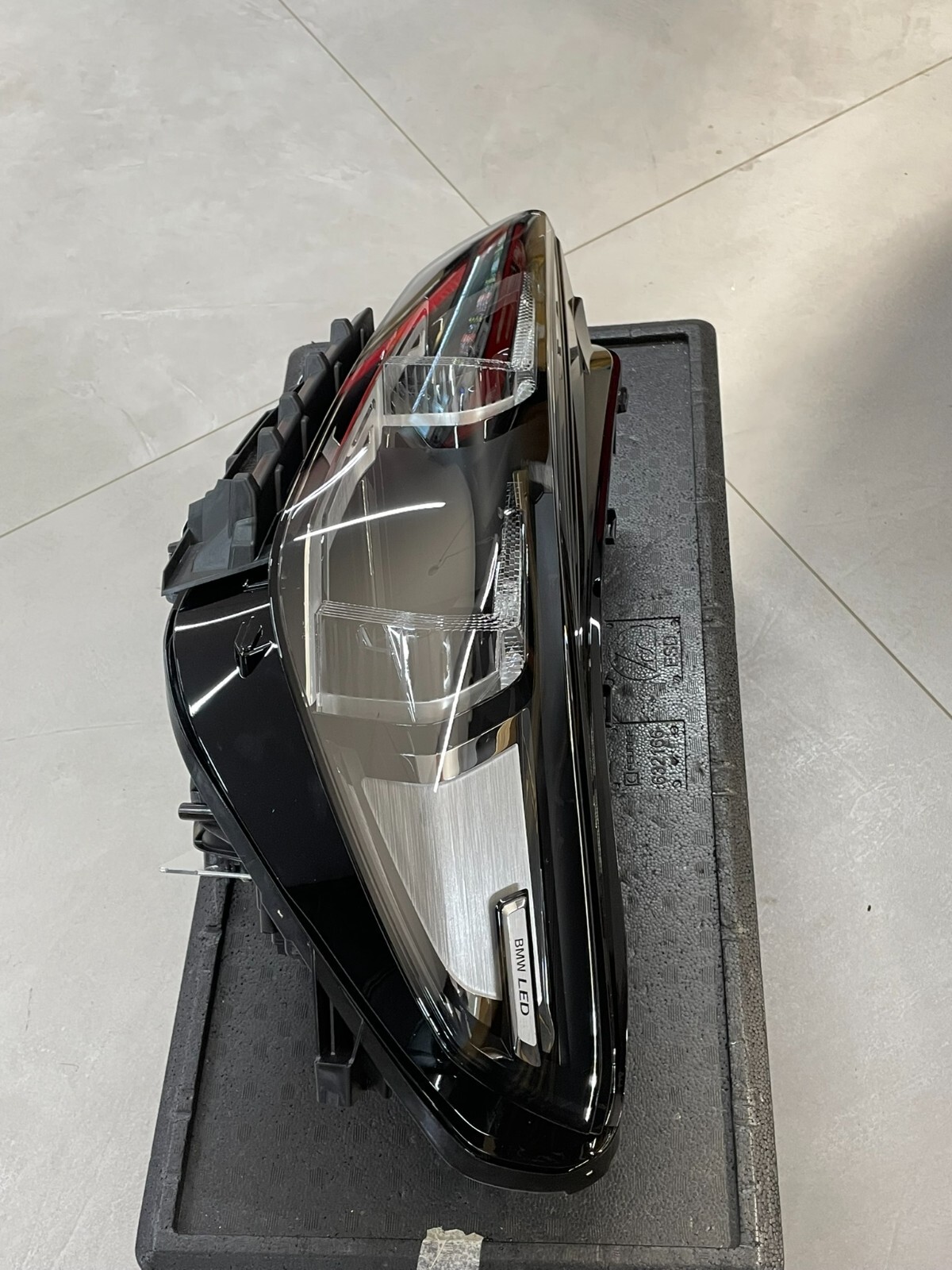 BMW X1 U11 FRONTSCHEINWERFER 5A5BD47-02 LINKS VORNE KOMPLET ORIGINAL BMW NEU !! - Obrázek 7