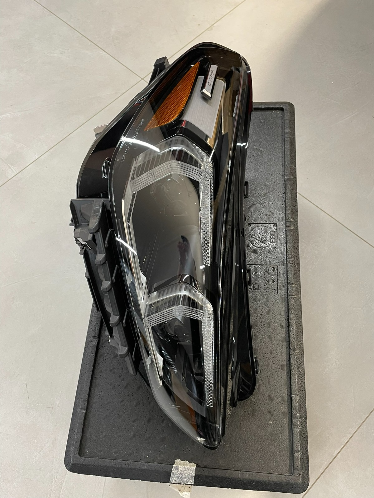 BMW X1 U11 HEADLIGHT FRONT R USA MODEL 5A9A234-01 , 1EX 017.426-2 - ORIG.BMW NEW - Obrázek 15