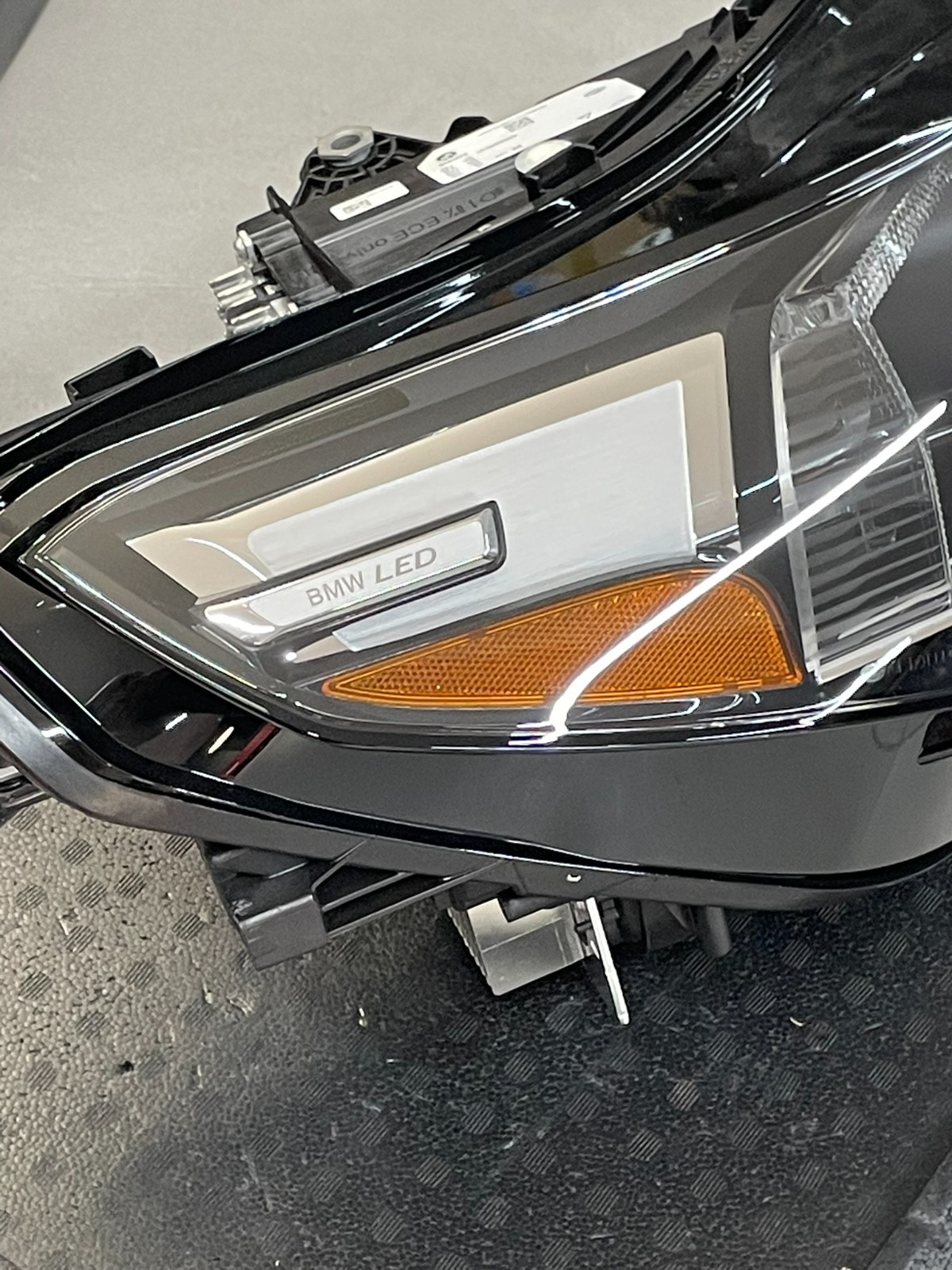 BMW X1 U11 HEADLIGHT FRONT R USA MODEL 5A9A234-01 , 1EX 017.426-2 - ORIG.BMW NEW - Obrázek 5