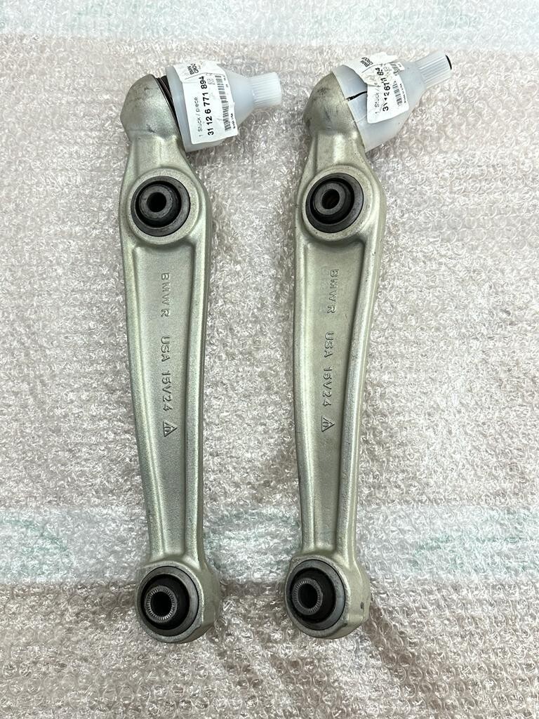 BMW X5 E70 X6 E71 E72 QUERLENKER UNTEN MIT GUMMILAGER RECHTS 31126771894 OE BMW - Obrázek 6