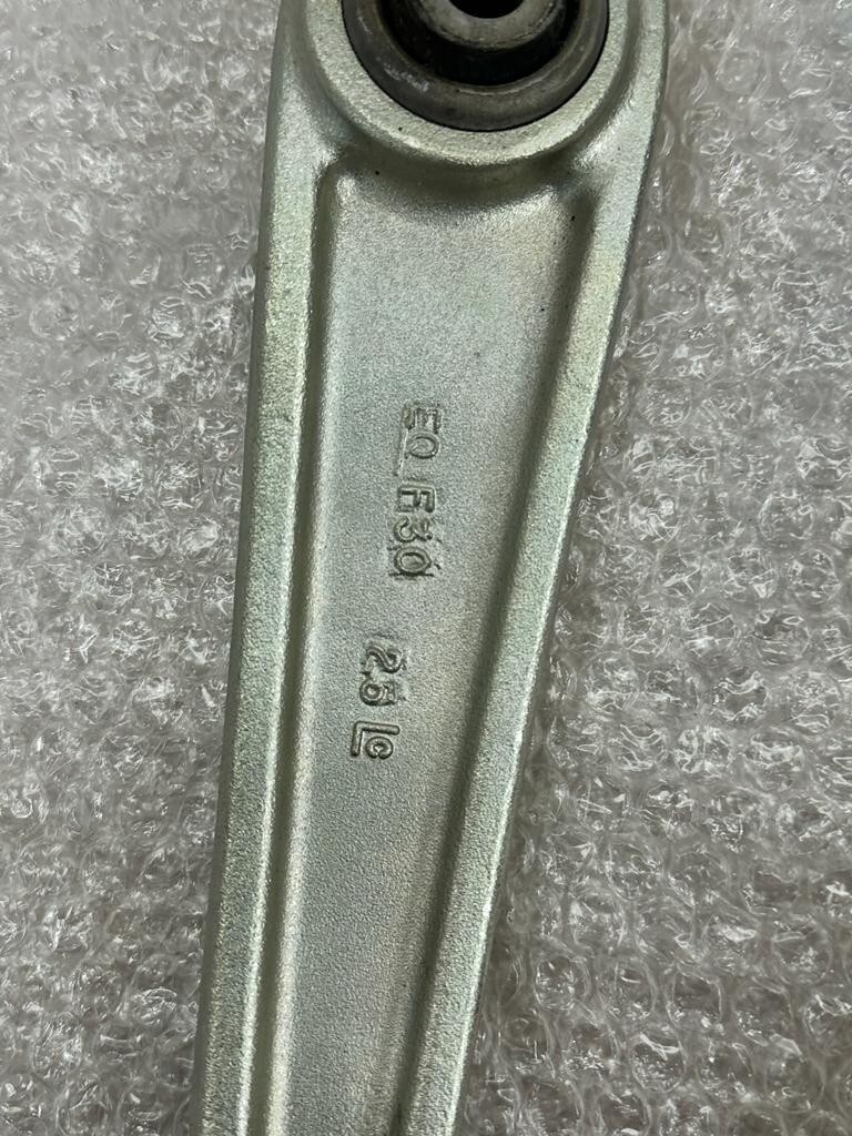 BMW X5 E70 X6 E71 E72 QUERLENKER UNTEN MIT GUMMILAGER RECHTS 31126771894 OE BMW - Obrázek 10