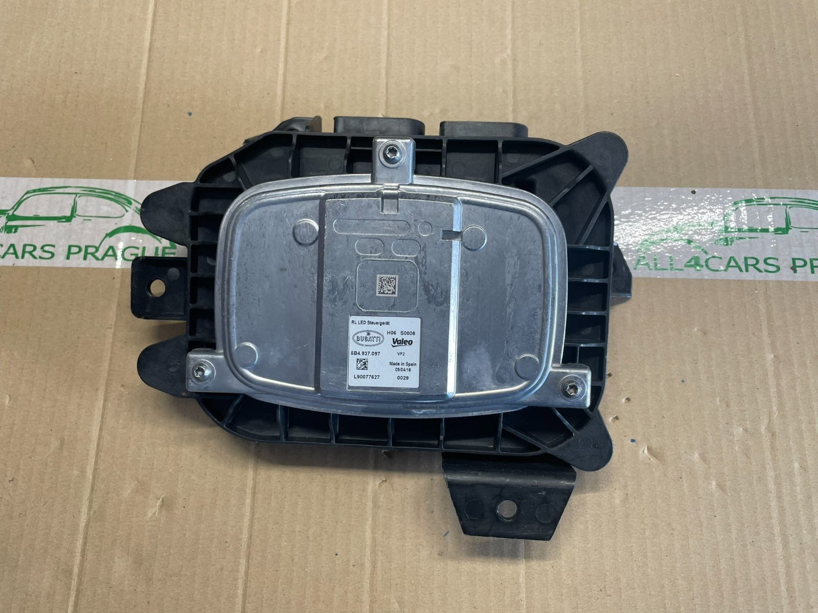 BUGATTI CHIRON HEADLIGHT UNIT USA IZD.BG 5B4945721A - 5B4937097 VOM TEST WAGEN