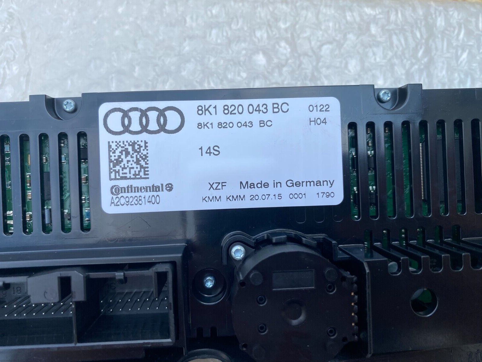 KLIMABEDIENTEIL AUDI A4/S4 A5/S5 Q5 KLIMABEDIENTEIL SITZBELÜFTUNG 8K1820043BC - Obrázek 10