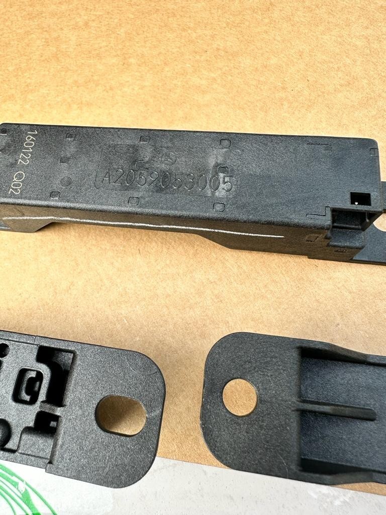 MERCEDES BENZ ANTENNENVERSTÄRKER A2059053005 ORIG.FAST NEU-DEMONT V.NEU TEST CAR - Obrázek 6