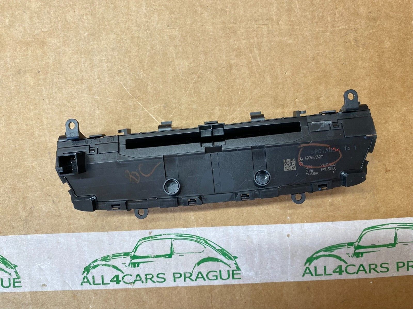 MERCEDES-BENZ C-KLASSE NAVIGATION RADIO MEDIA BEDIENFELD A2059055201 ORIG.NEU!! - Obrázek 8