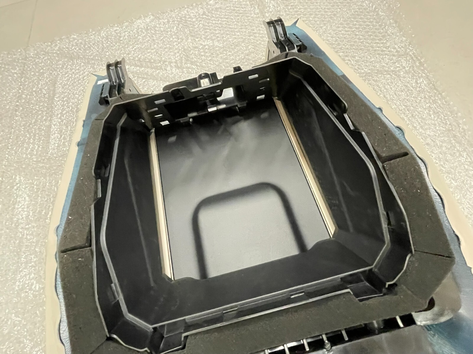 MERCEDES-BENZ S-KLASSE W223 V223 ABLAGEFACH A2239700701 MACCIATOBEIGE TEST WAGEN - Obrázek 17