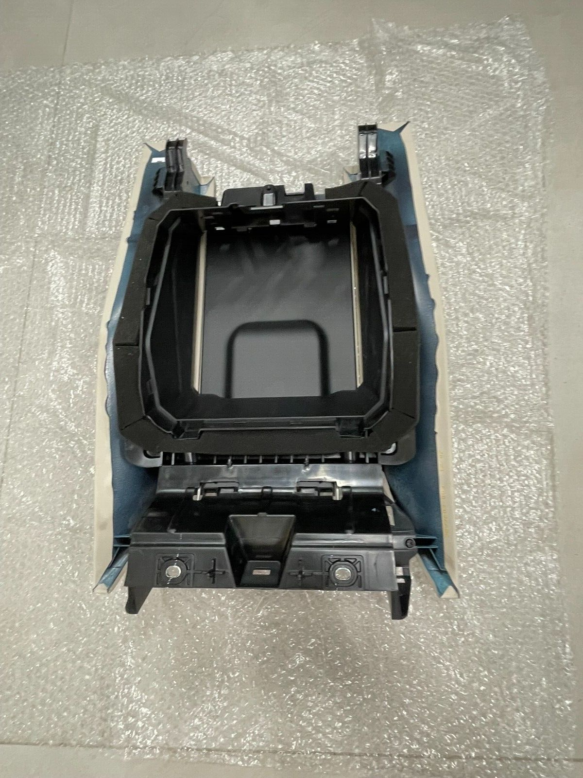 MERCEDES-BENZ S-KLASSE W223 V223 ABLAGEFACH A2239700701 MACCIATOBEIGE TEST WAGEN - Obrázek 19