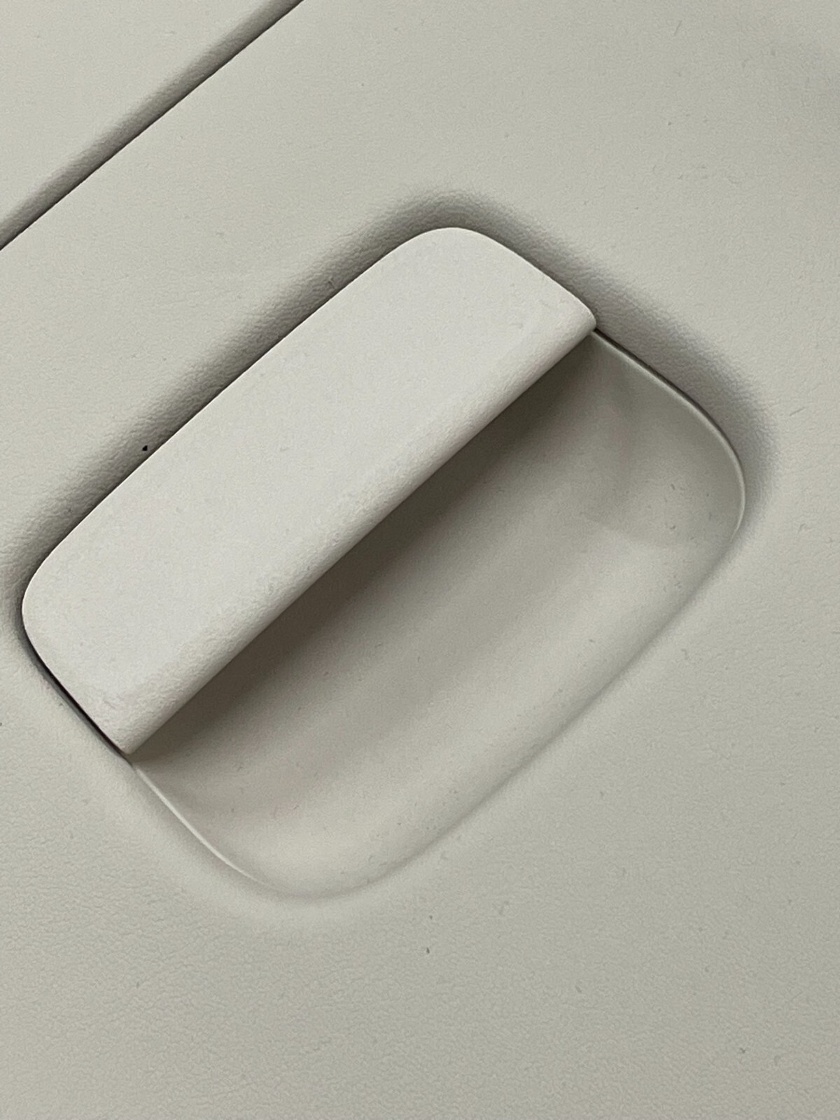 MERCEDES-BENZ S-KLASSE W223 V223 ABLAGEFACH A2239700701 MACCIATOBEIGE TEST WAGEN - Obrázek 9