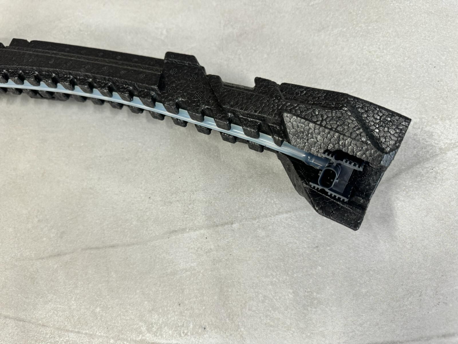 PORSCHE CAYENNE DRUCKSCHLAUCH FUSSGANGERSCHUTZ MIT SENZOR 4M0959121K STOSSFANGER - Obrázek 7