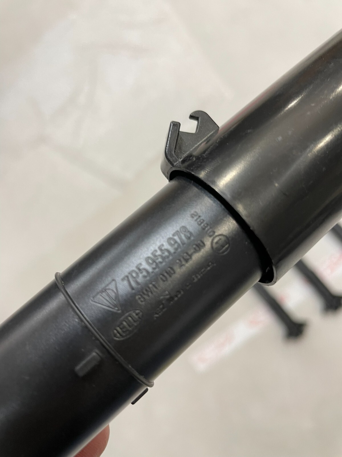 PORSCHE CAYENNE FRONTSCHEINWERFER WASCHDÜSE 7P5955978 ORIG.NEU!! - Obrázek 11