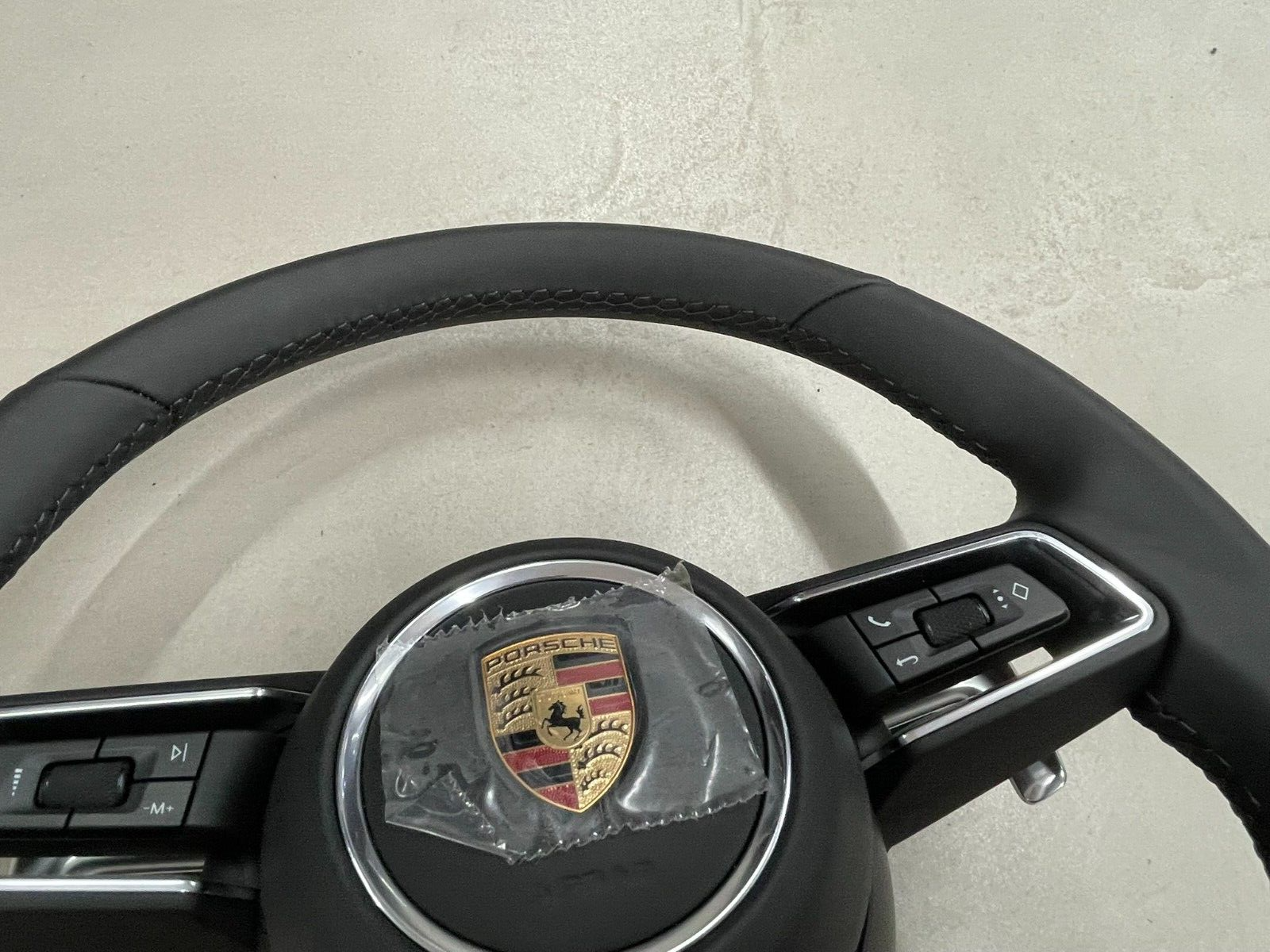 PORSCHE MACAN LENKRAD SPORT BEHEIZBAR KOMPLET LEDER 95B419091CT + 95B880201DK - Obrázek 13