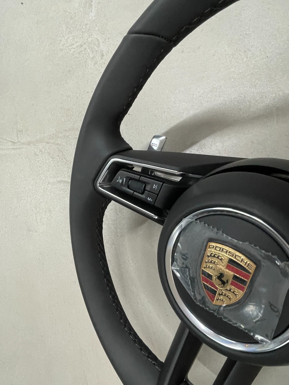 PORSCHE MACAN LENKRAD SPORT BEHEIZBAR KOMPLET LEDER 95B419091CT + 95B880201DK - Obrázek 15