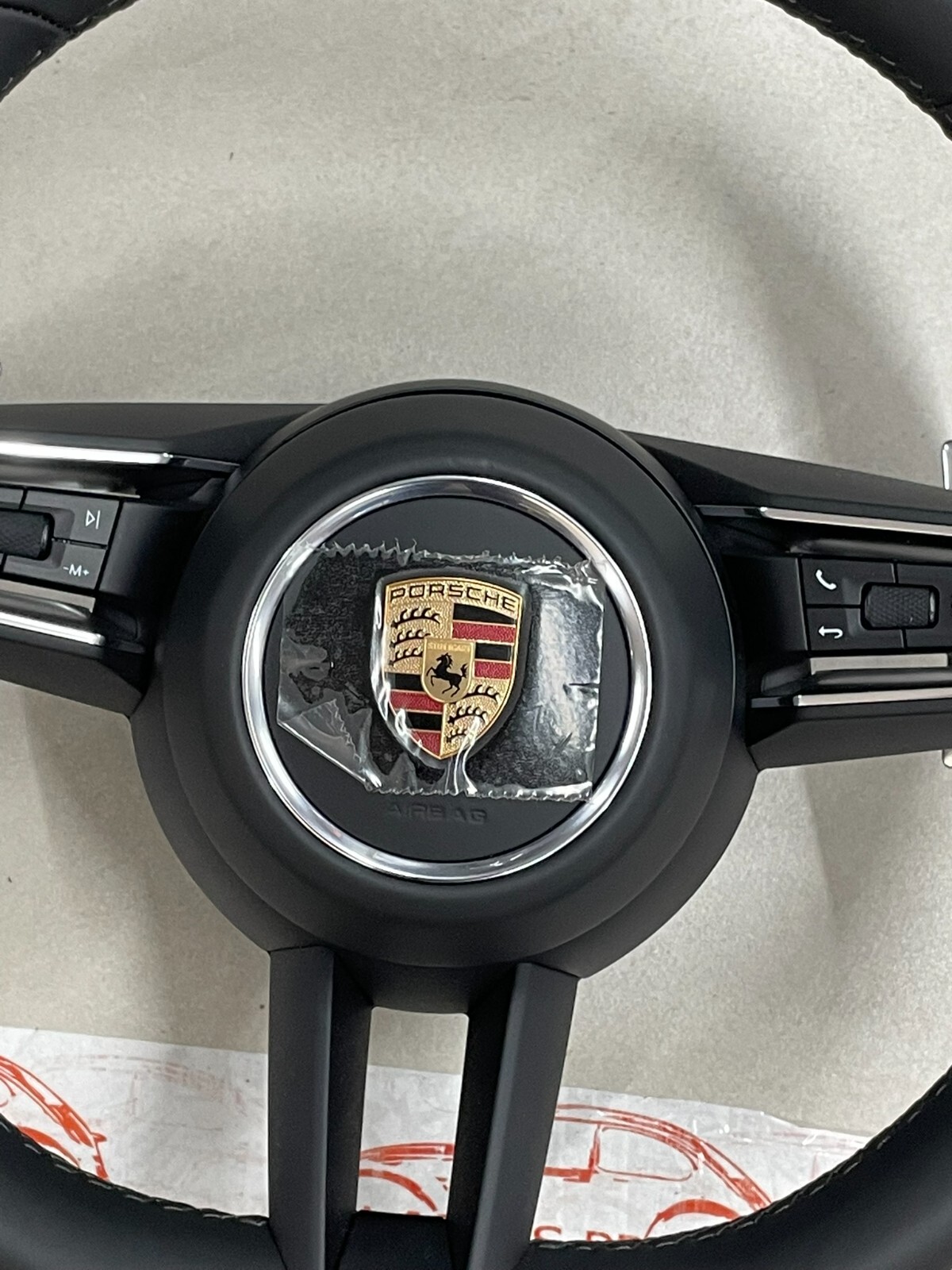 PORSCHE MACAN LENKRAD SPORT BEHEIZBAR KOMPLET LEDER 95B419091CT + 95B880201DK - Obrázek 3