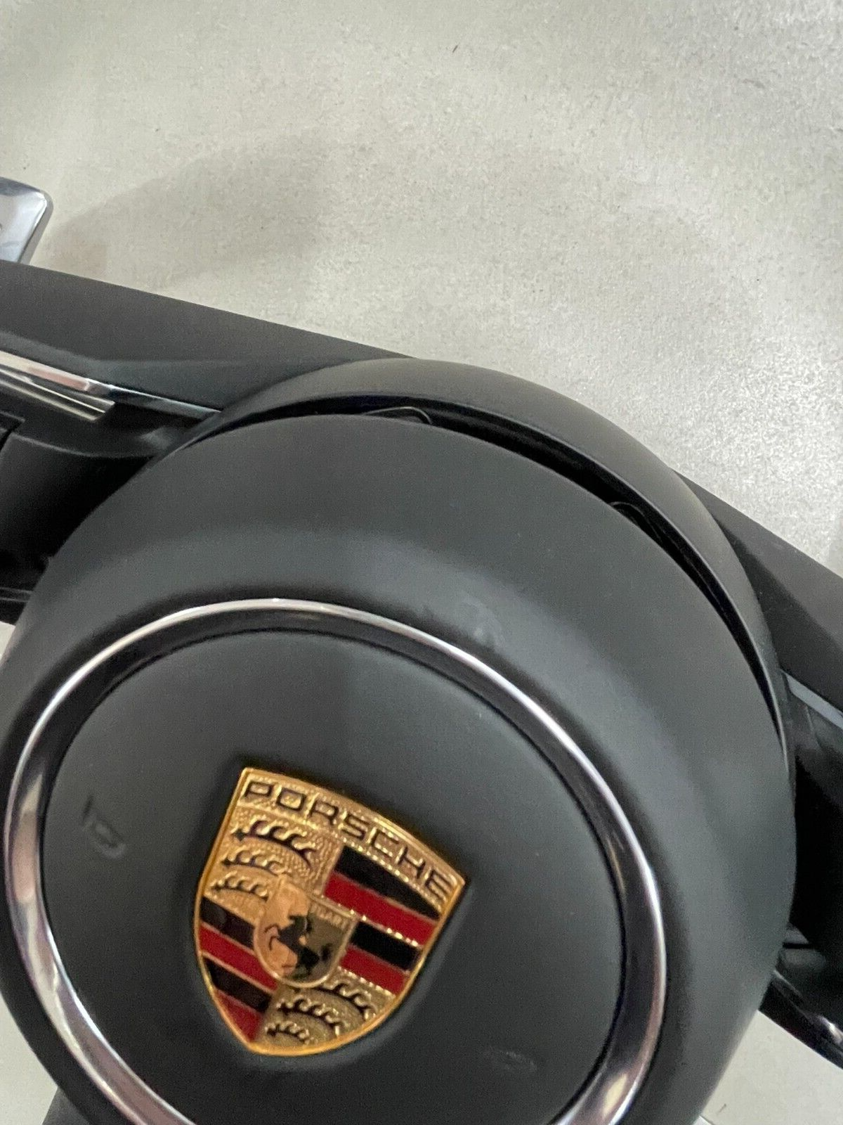 PORSCHE MACAN LENKRAD SPORT BEHEIZBAR KOMPLET LEDER 95B419091CT + 95B880201DK - Obrázek 7