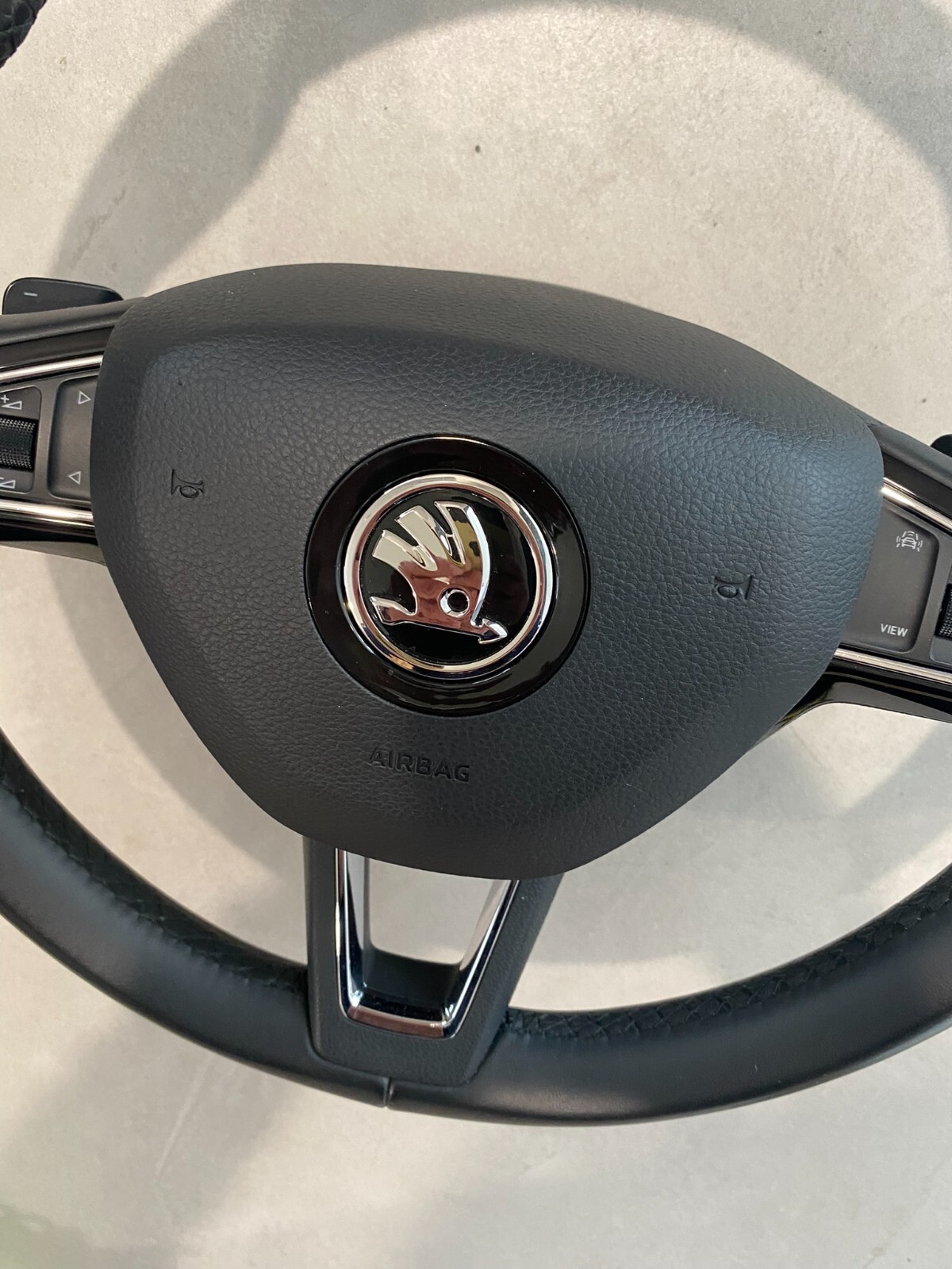 SKODA KODIAQ OCTAVIA III SUPERB LENKRAD A.I.R.B.A.G 6V0880201T ORIGINAL.NEU !!! - Obrázek 12