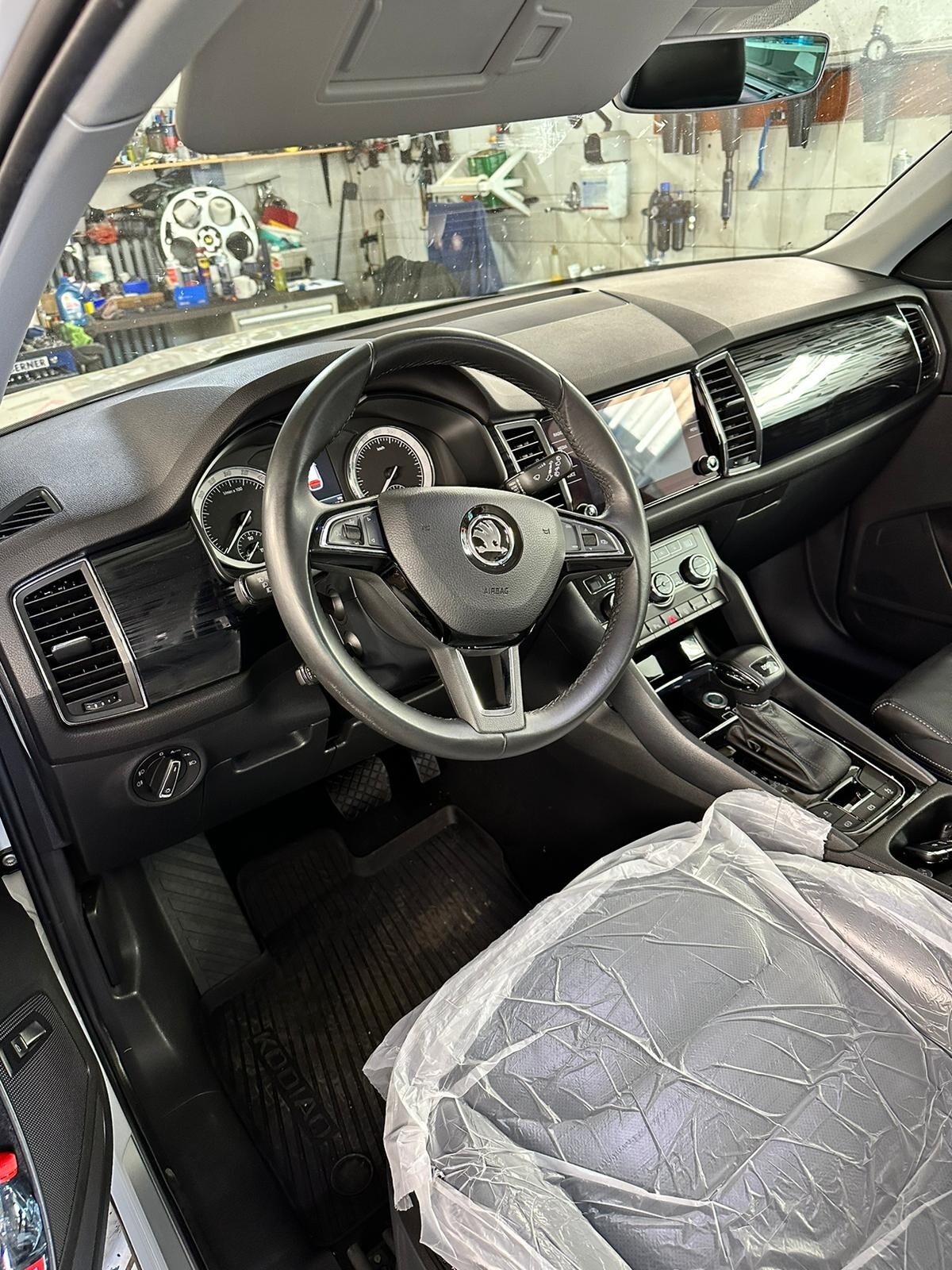 SKODA KODIAQ SUEPRB OCTAVIA LEDER LENKRAD DSG MULTIFUNKTIONSLENKRAD 5E0419091BR - Obrázek 17