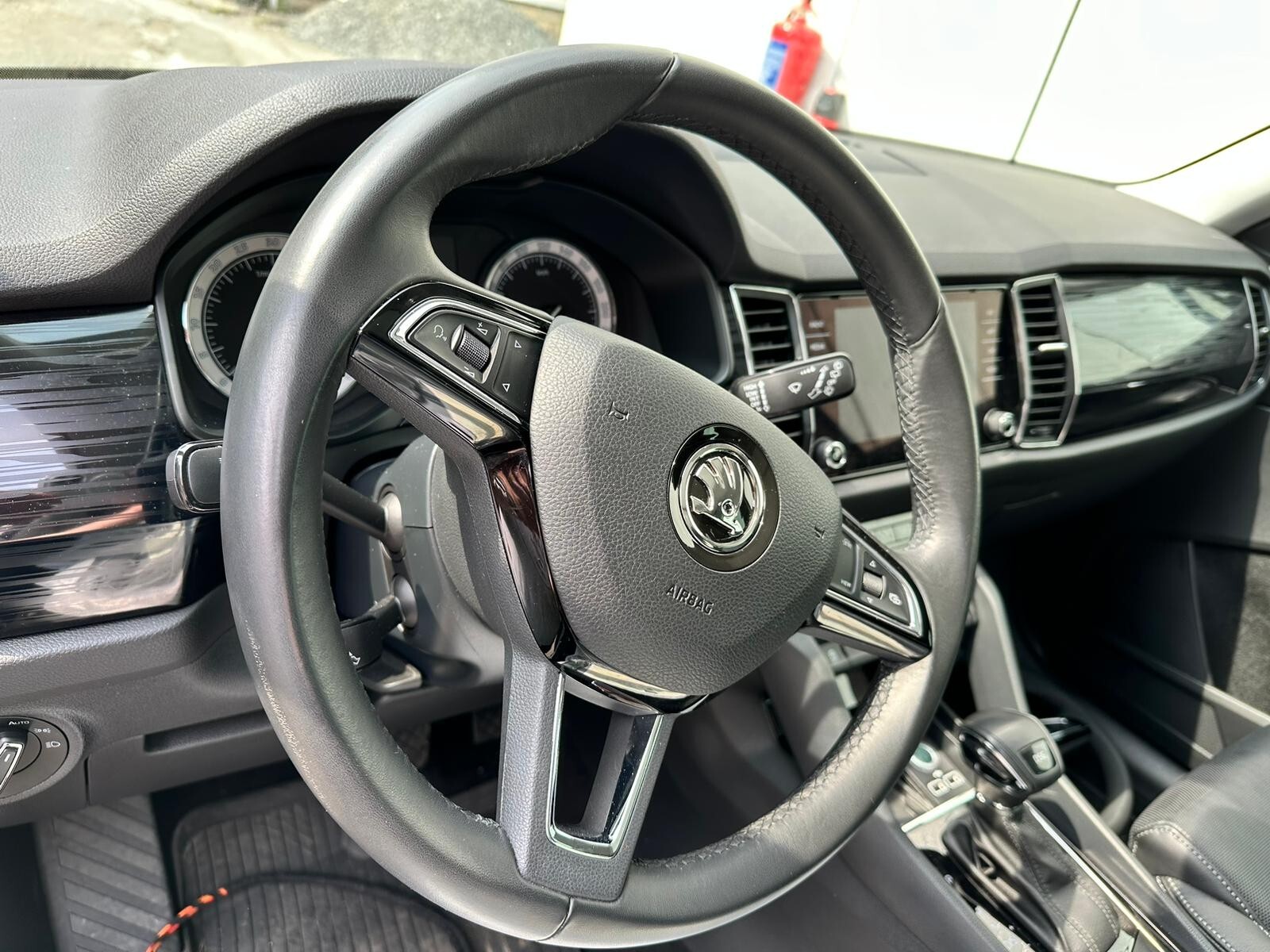 SKODA KODIAQ SUEPRB OCTAVIA LEDER LENKRAD DSG MULTIFUNKTIONSLENKRAD 5E0419091BR - Obrázek 18