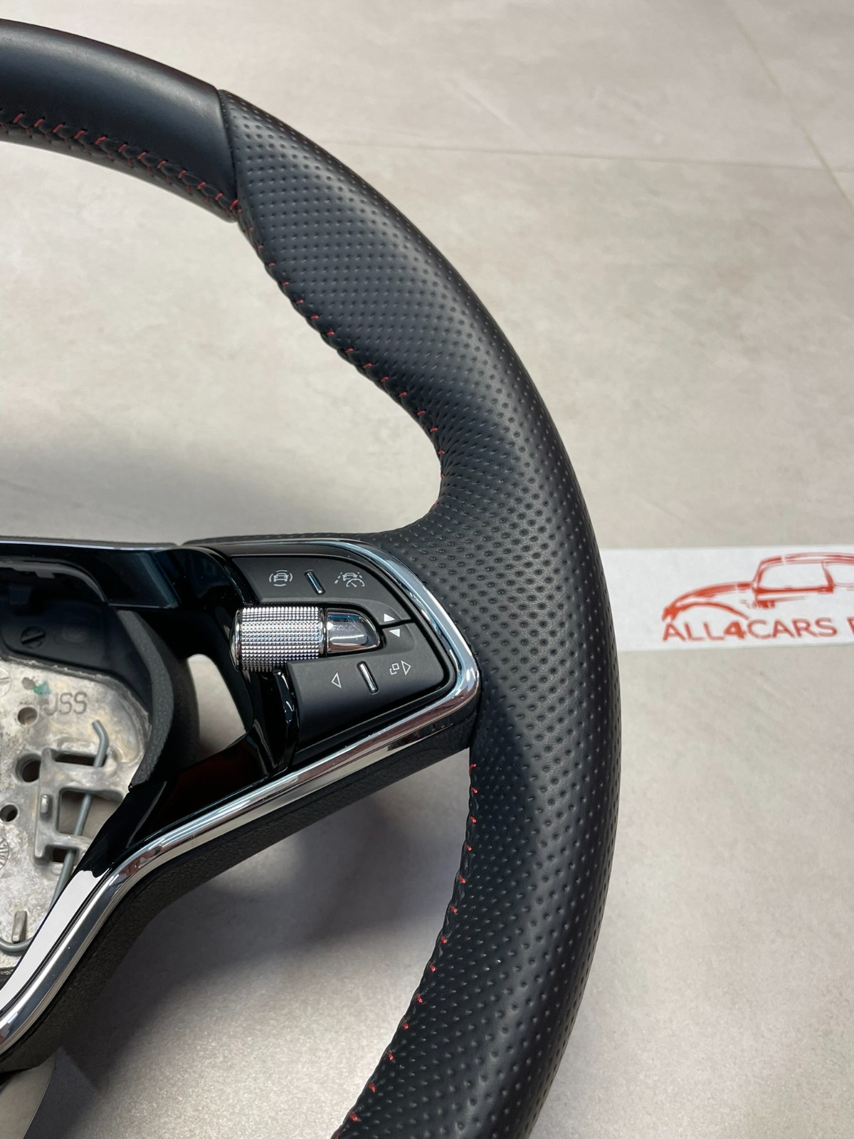 ŠKODA KODIAQ SUPERB SPORTLINE LENKRAD BEHEIZT ABGEFLACHT GELOCHT 5E3419093BB NEU - Obrázek 20