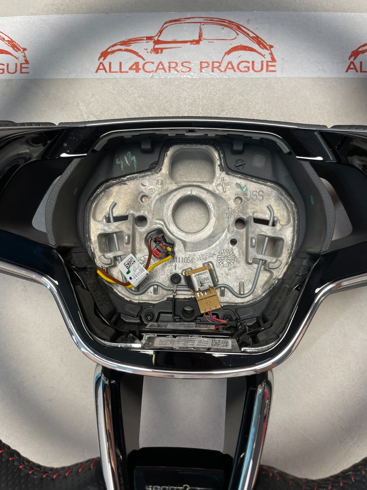 ŠKODA KODIAQ SUPERB SPORTLINE LENKRAD BEHEIZT ABGEFLACHT GELOCHT 5E3419093BB NEU - Obrázek 10