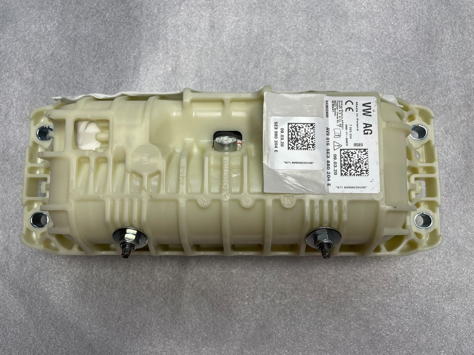 ŠKODA OCTAVIA 3 ARMATURENBRET SICHERHEITSTASCHE 5E3880204E 5E3880204F 5E3880204G - Obrázek 14