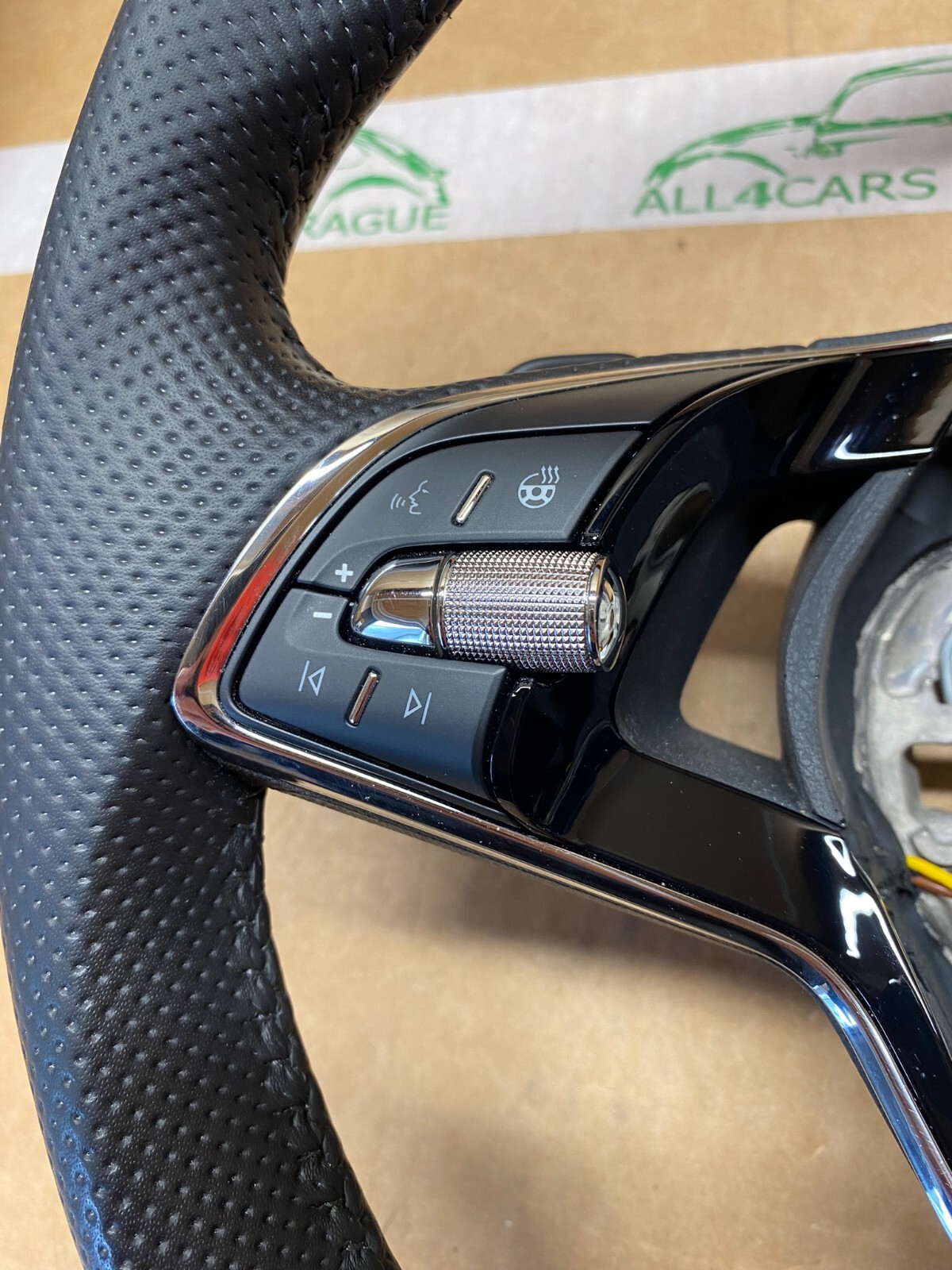 SKODA OCTAVIA IV 5E3 RS LENKRAD LEDERLENKRAD MFL DSG 5E3419093AR VKJ - Obrázek 3