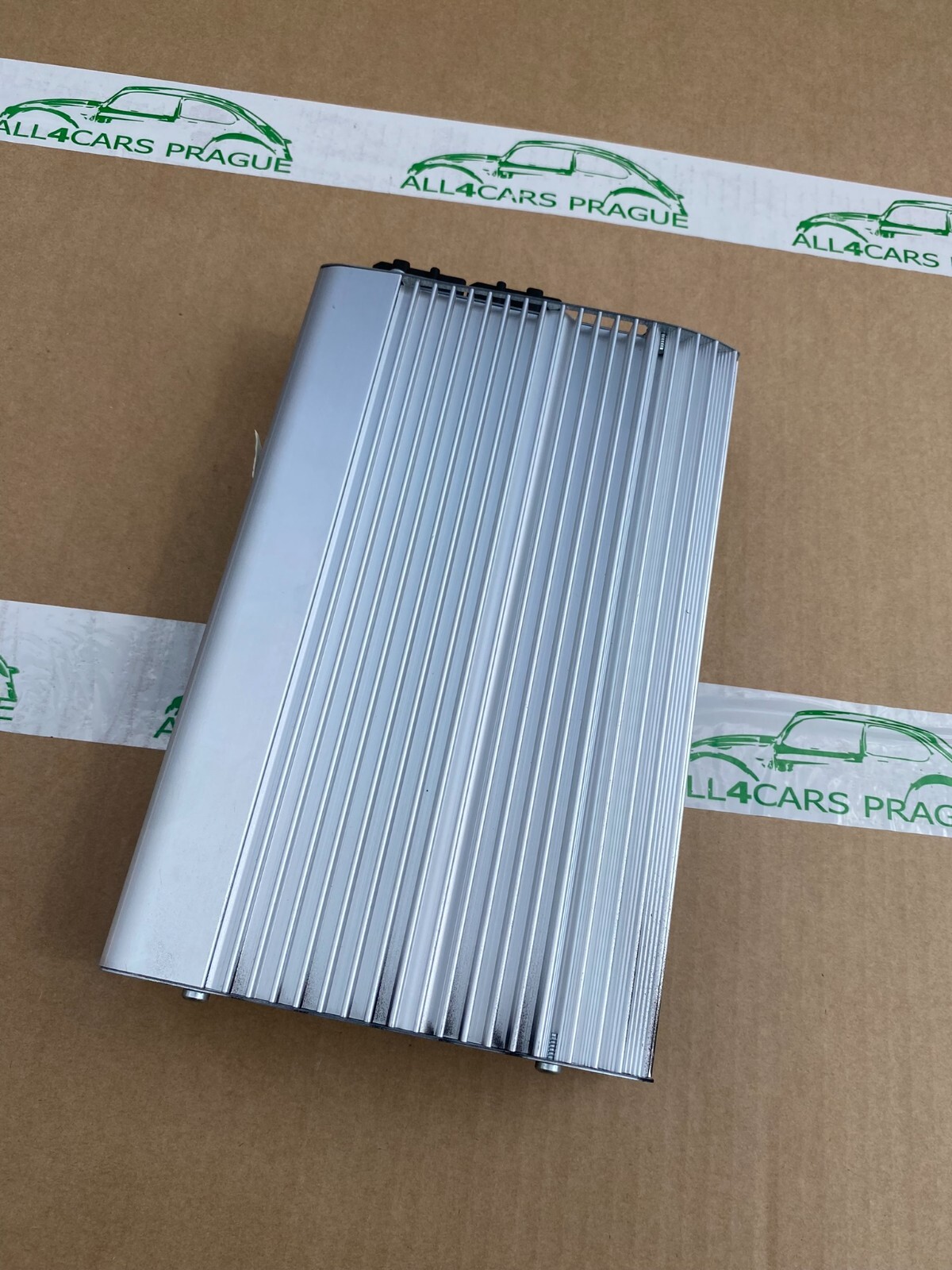 SKODA SUPERB 3U AUDIO VERSTÄRKER DSP HARMAN BECKER SOUND SYSTEM 3U0035456B ORIG. - Obrázek 4