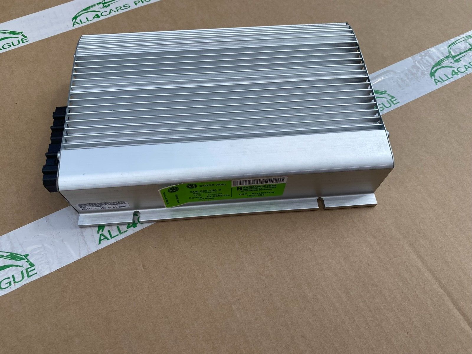 SKODA SUPERB 3U AUDIO VERSTÄRKER DSP HARMAN BECKER SOUND SYSTEM 3U0035456B ORIG. - Obrázek 5