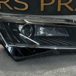 SKODA SUPERB III 2015-2019 SCHEINWERFER RECHTS XENON 3V1941016B BESCHÄDIGT