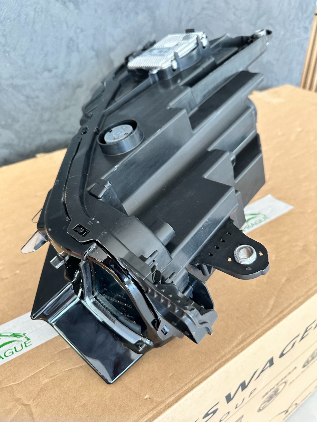 SKODA SUPERB IV SCHEINWERFER LINKS LED 3P1941015 - 3P1 941 015 HEADLIGHT LEFT OE - Obrázek 19