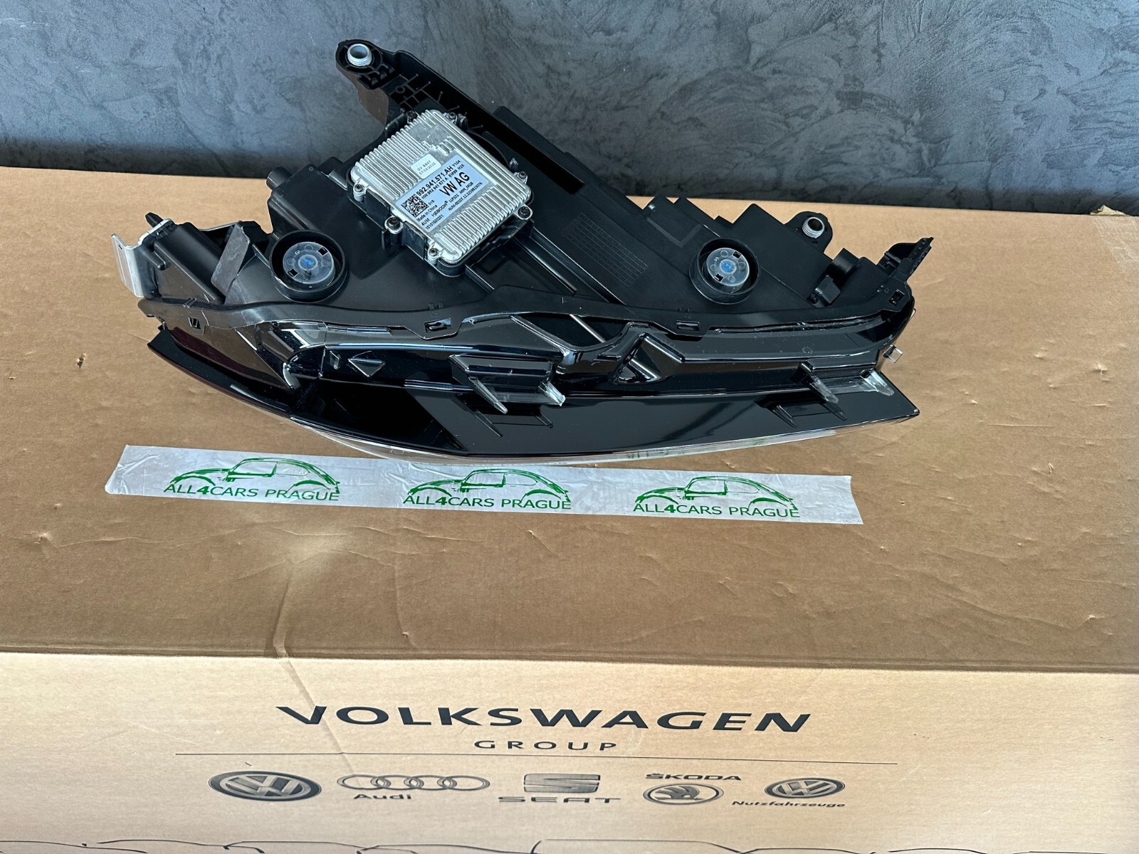 SKODA SUPERB IV SCHEINWERFER LINKS LED 3P1941015 - 3P1 941 015 HEADLIGHT LEFT OE - Obrázek 20