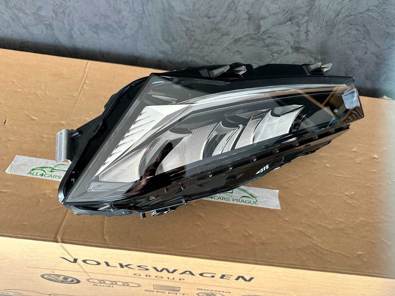 SKODA SUPERB IV SCHEINWERFER LINKS LED 3P1941015 - 3P1 941 015 HEADLIGHT LEFT OE - Obrázek 5