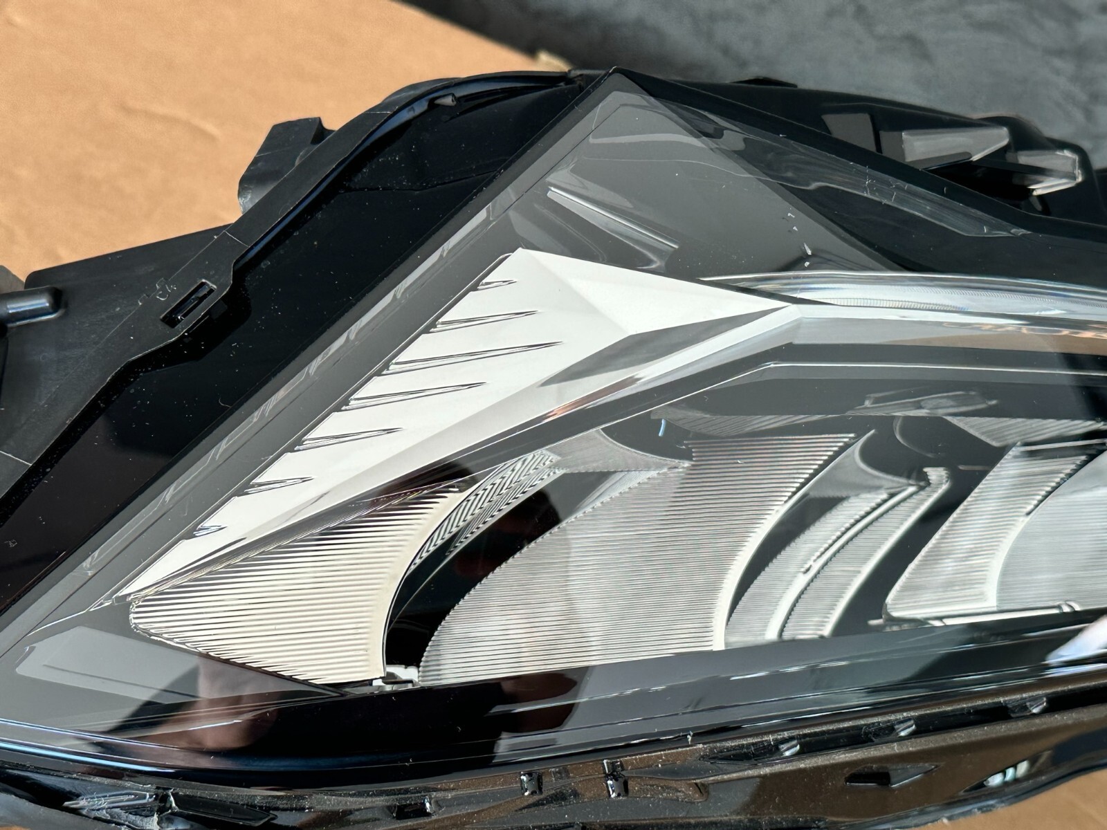 SKODA SUPERB IV SCHEINWERFER LINKS LED 3P1941015 - 3P1 941 015 HEADLIGHT LEFT OE - Obrázek 8