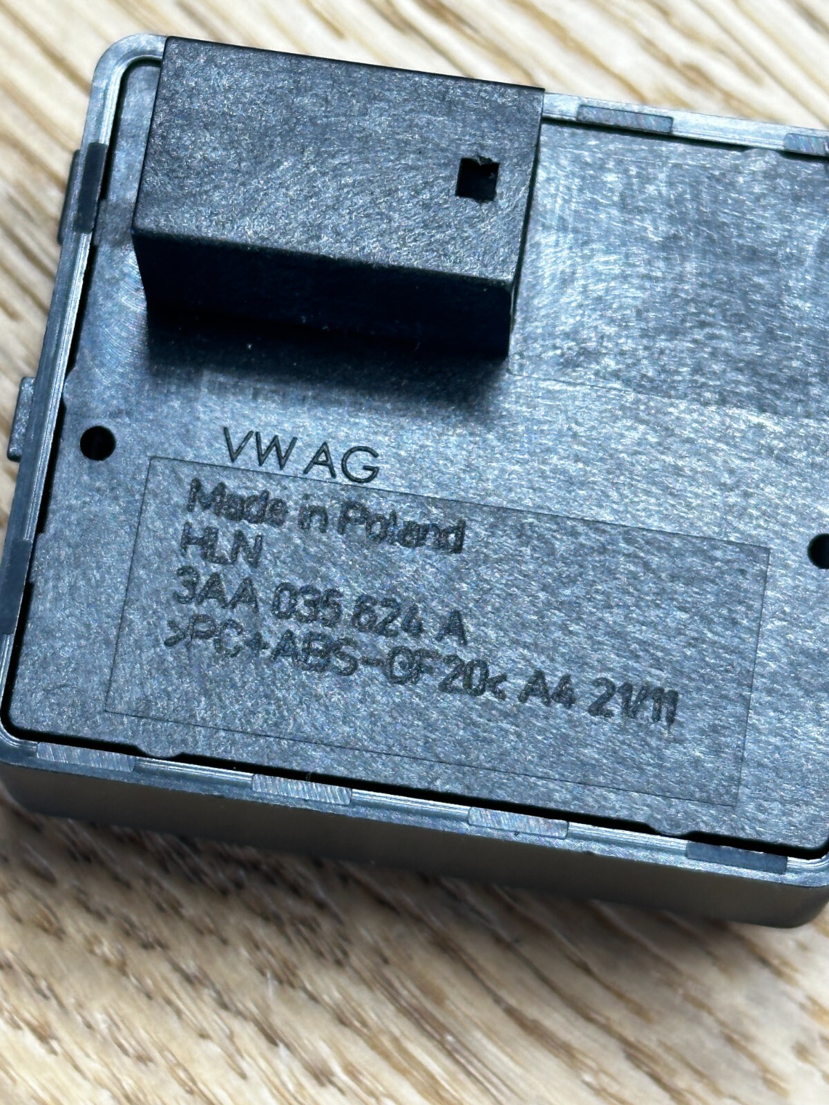 VW GOLF PASSAT TIGUAN....BEDIENEINHEIT FREISPRECHEINRICHTUNG 3AA035624A Fast Neu - Obrázek 10