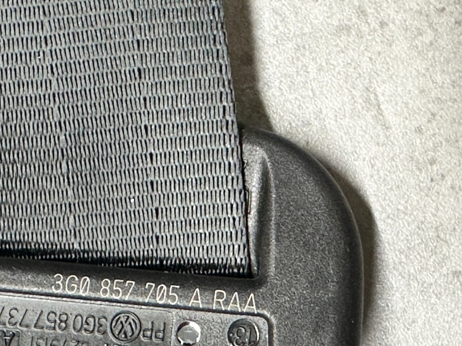 VW PASSAT 2015-2023 SICHERHEITSGURTEN VORN L+ R 3G0857705A + 3G0857706A ORIG NEU - Obrázek 3