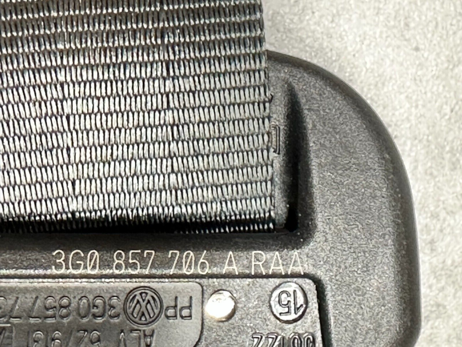 VW PASSAT 2015-2023 SICHERHEITSGURTEN VORN L+ R 3G0857705A + 3G0857706A ORIG NEU - Obrázek 4