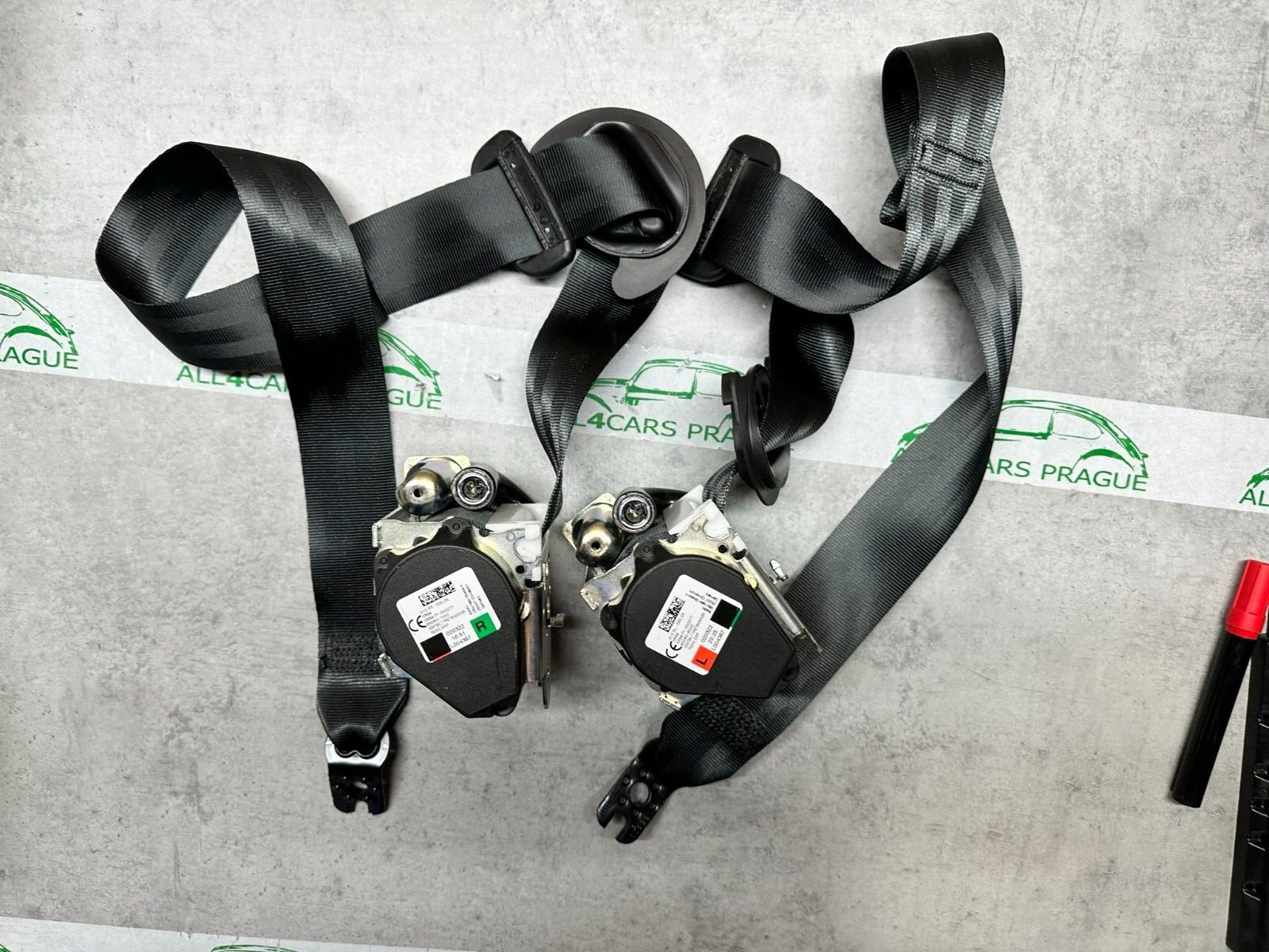 VW PASSAT 2015-2023 SICHERHEITSGURTEN VORN L+ R 3G0857705A + 3G0857706A ORIG NEU - Obrázek 8