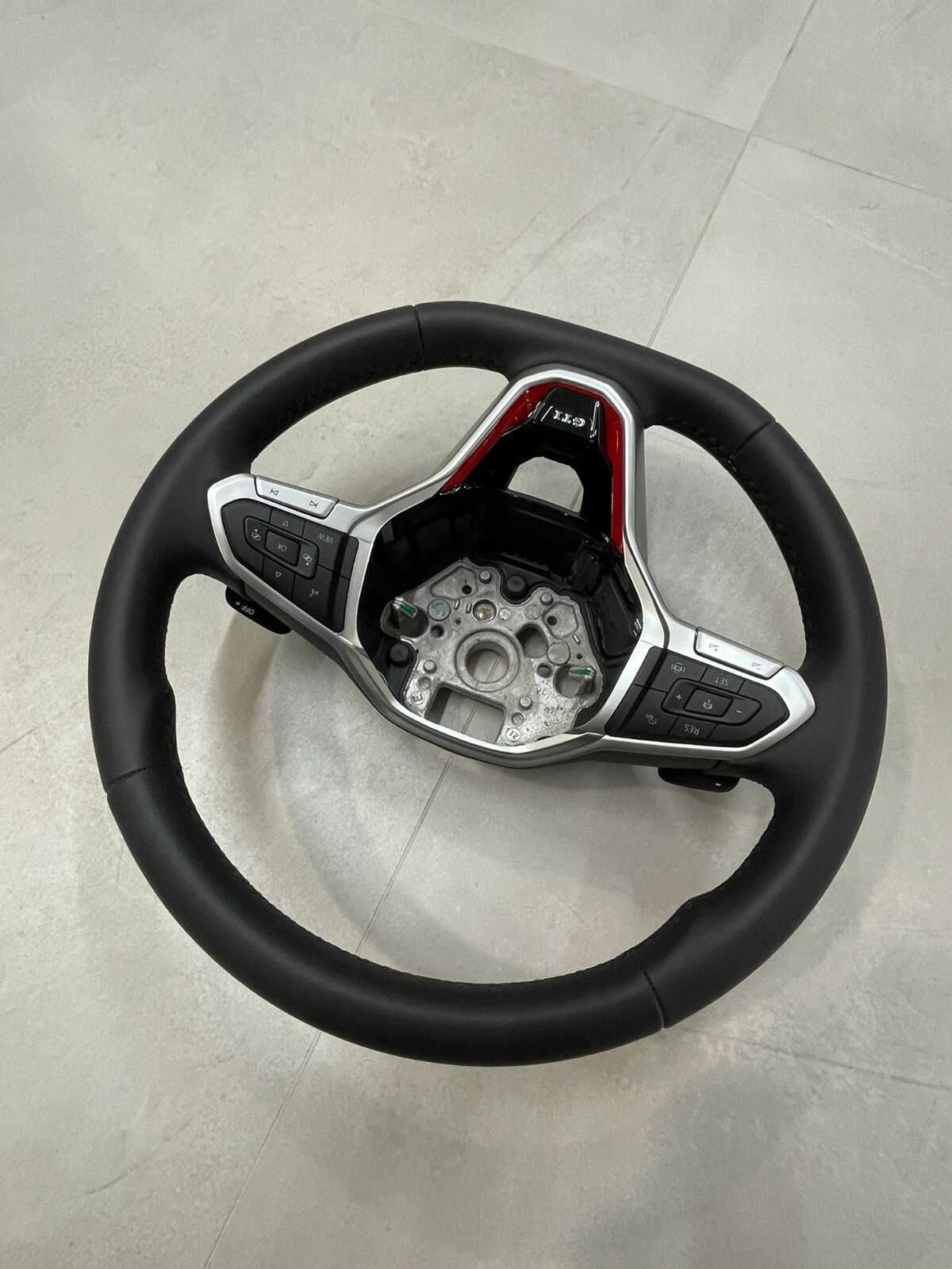 VW PASSAT ARTEON...SPORT LENKRAD LEDER GTI LOGO 2G0419089D Fast Neu d v Test Car - Obrázek 15