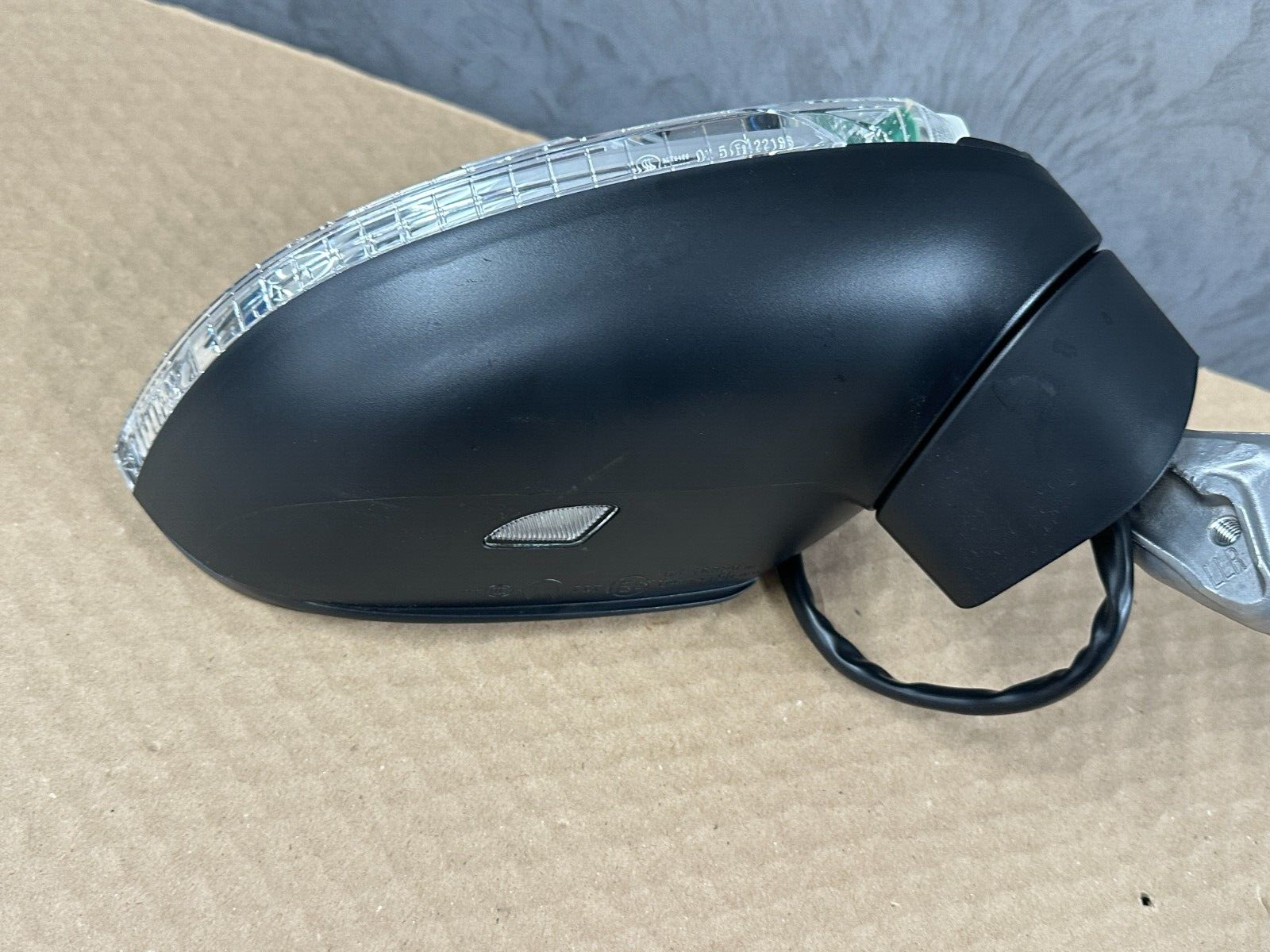 VW PASSAT B8 AUßENSPIEGEL RECHTS 3G1857502FM FAST NEU DEM VOM TEST WAGEN ORIG VW - Obrázek 13