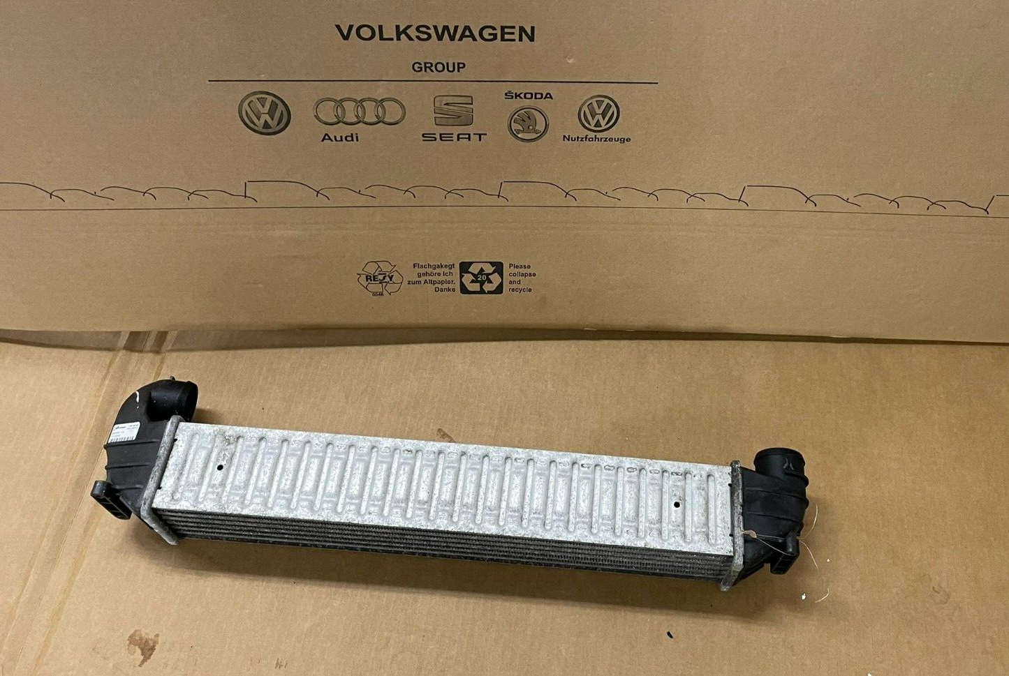 VW SHARAN SEAT ALHAMBRA 7M6 / 7M9 LADELUFTKÜHLER LUFTKÜHLER 7M3145805 FAST NEU!! - Obrázek 7