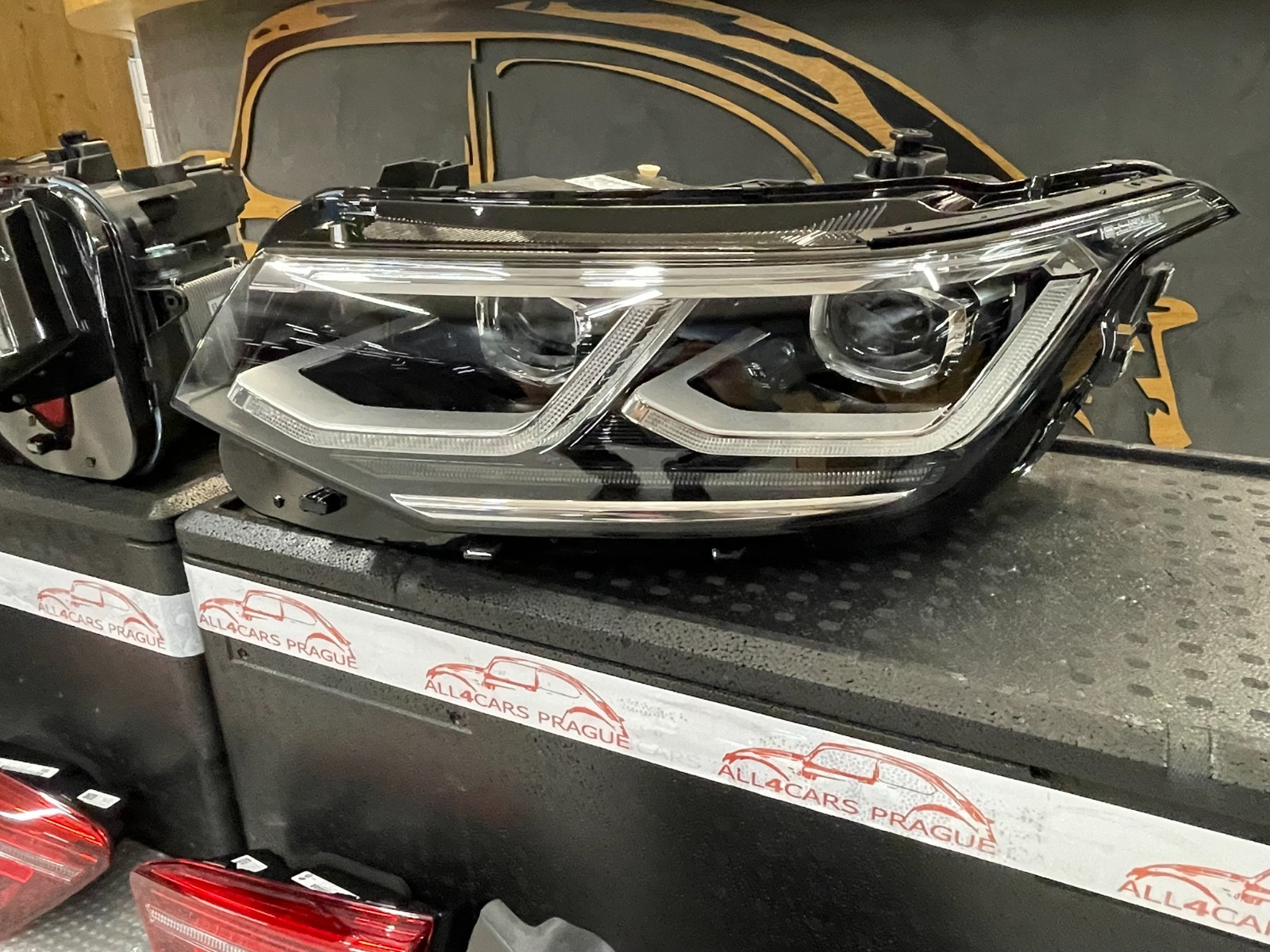 VW TIGUAN 5N FACELIFT IQ SCHEINWERFERN KOMPLETE SATZ VORN + HINTEN ORIG. VW NEU - Obrázek 4