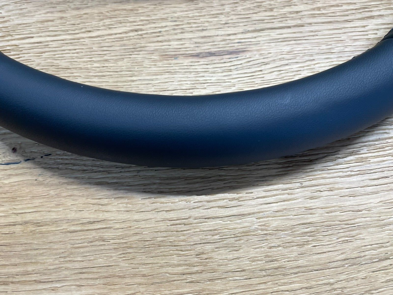 VW TOUAREG CR7 LENKRAD R LEDER SPORT MIT R GROSSEN PADELS 760419089Q FAST NEU - Obrázek 14