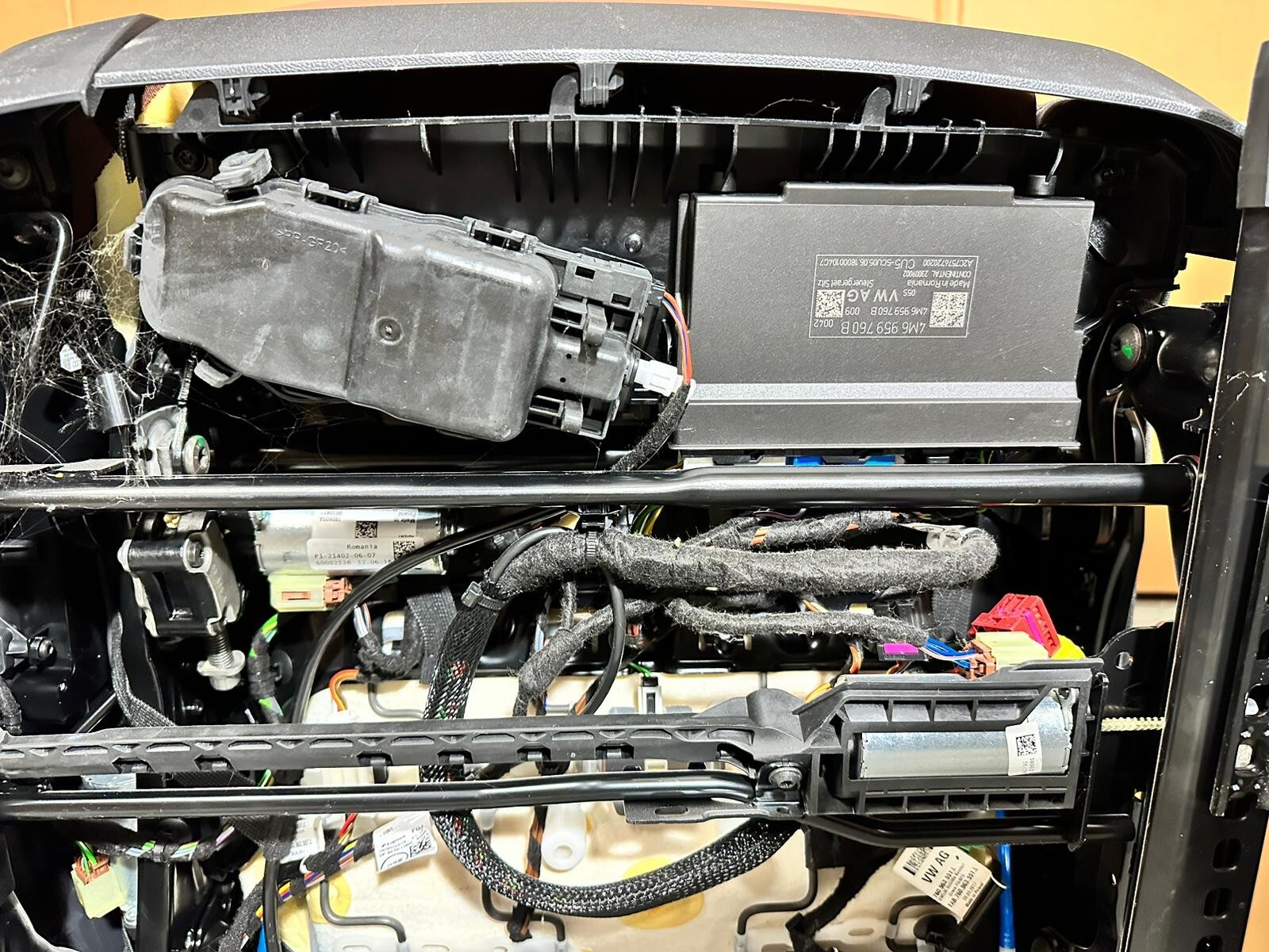 VW TOUAREG III CR7 760 SITZE SPORT LEDER SITZEN BRAUN LEDER VON TEST WAGEN!! - Obrázek 22