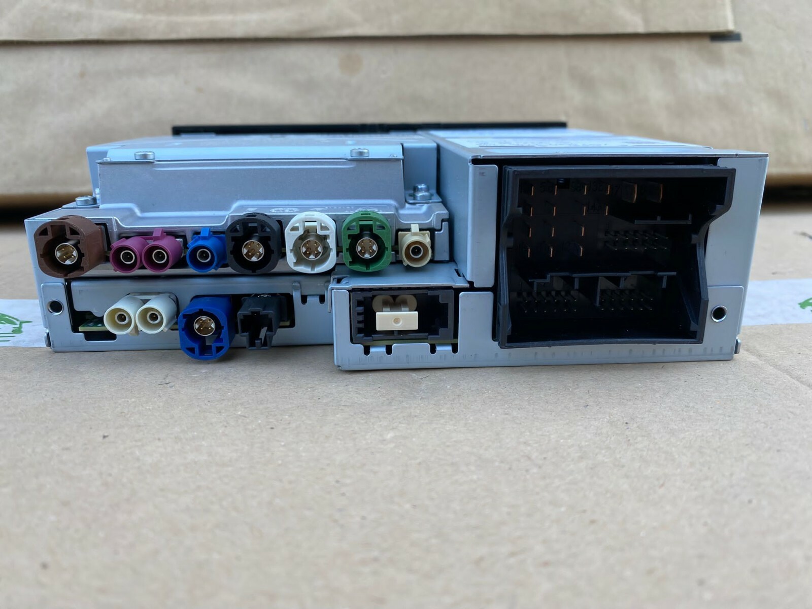 VW TOUAREG STEUERGERÄT INFORMATIONSELEKTRONIK NAVIGATION 760035178 ORIGINAL NEU! - Obrázek 6